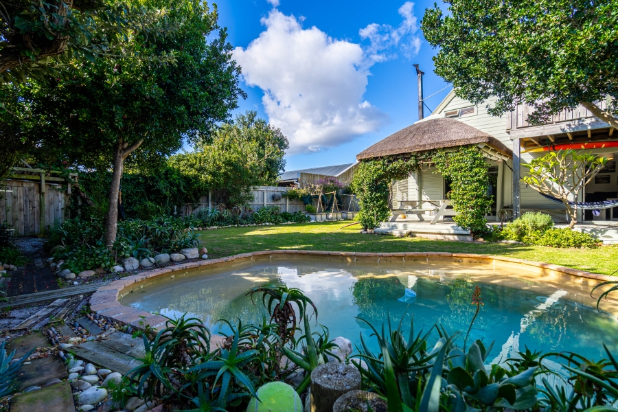 4 Bedroom Property for Sale in Kommetjie Western Cape
